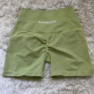 ALPHALETE amplify shorts - frozen springs XS